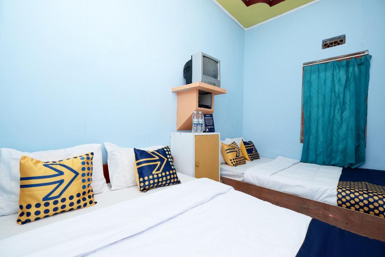 Spot On 2112 Homestay Lestari Dieng Syariah Diyeng Экстерьер фото